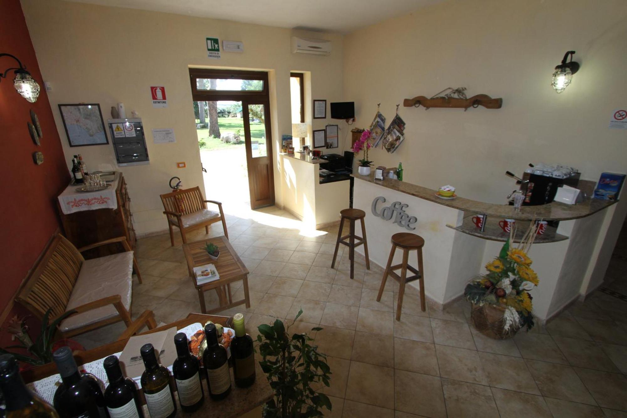 Agriturismo Ali E Radici Cisterna di Latina Exterior foto